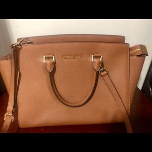 Michael Kors Large Selma Satchel